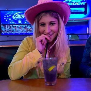 Meet your Posher, Sedona